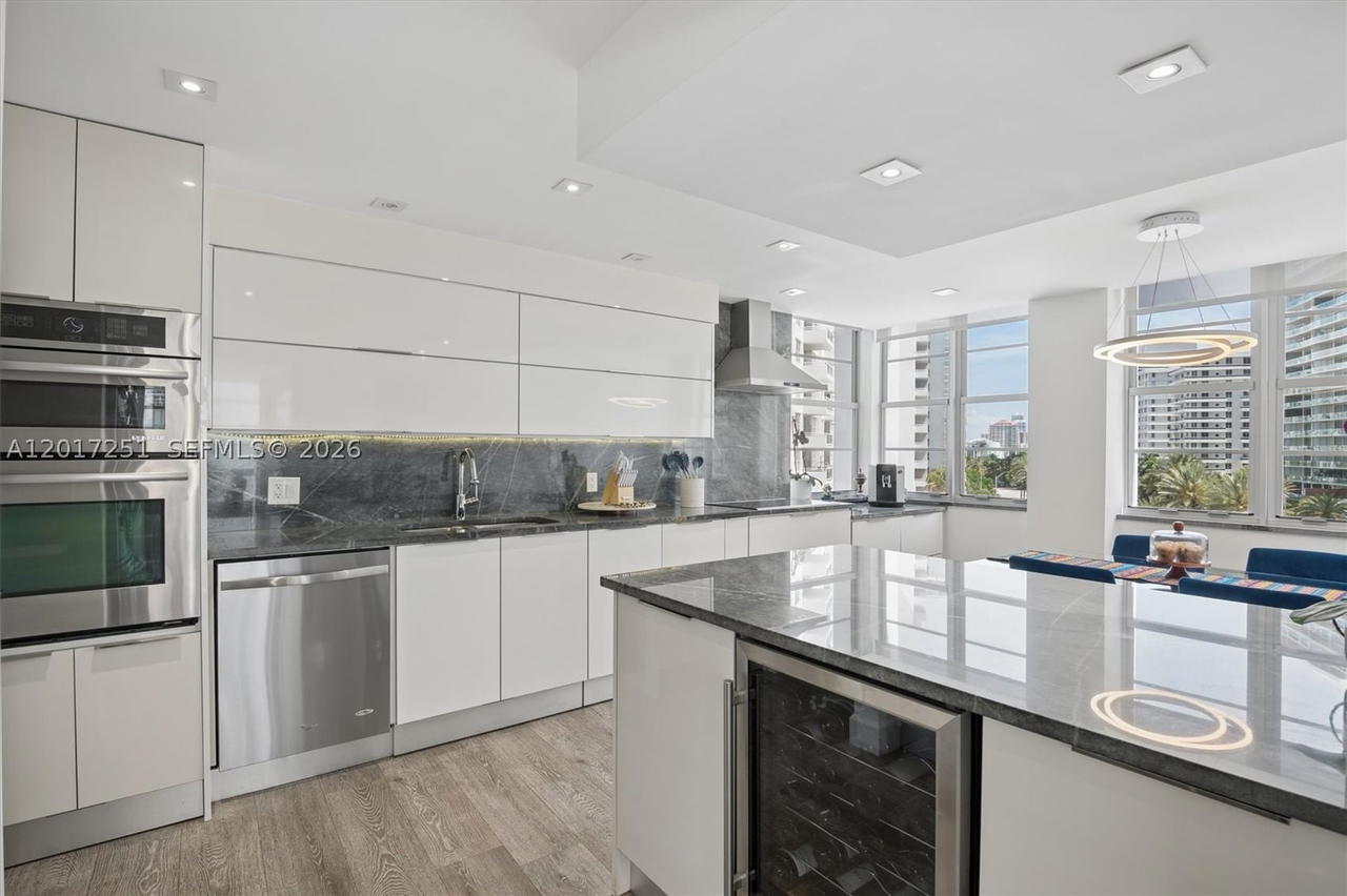 Real estate property located at 5660 Collins Ave #6C, Miami-dade, Fifty Six-sixty Collins A, Miami Beach, FL