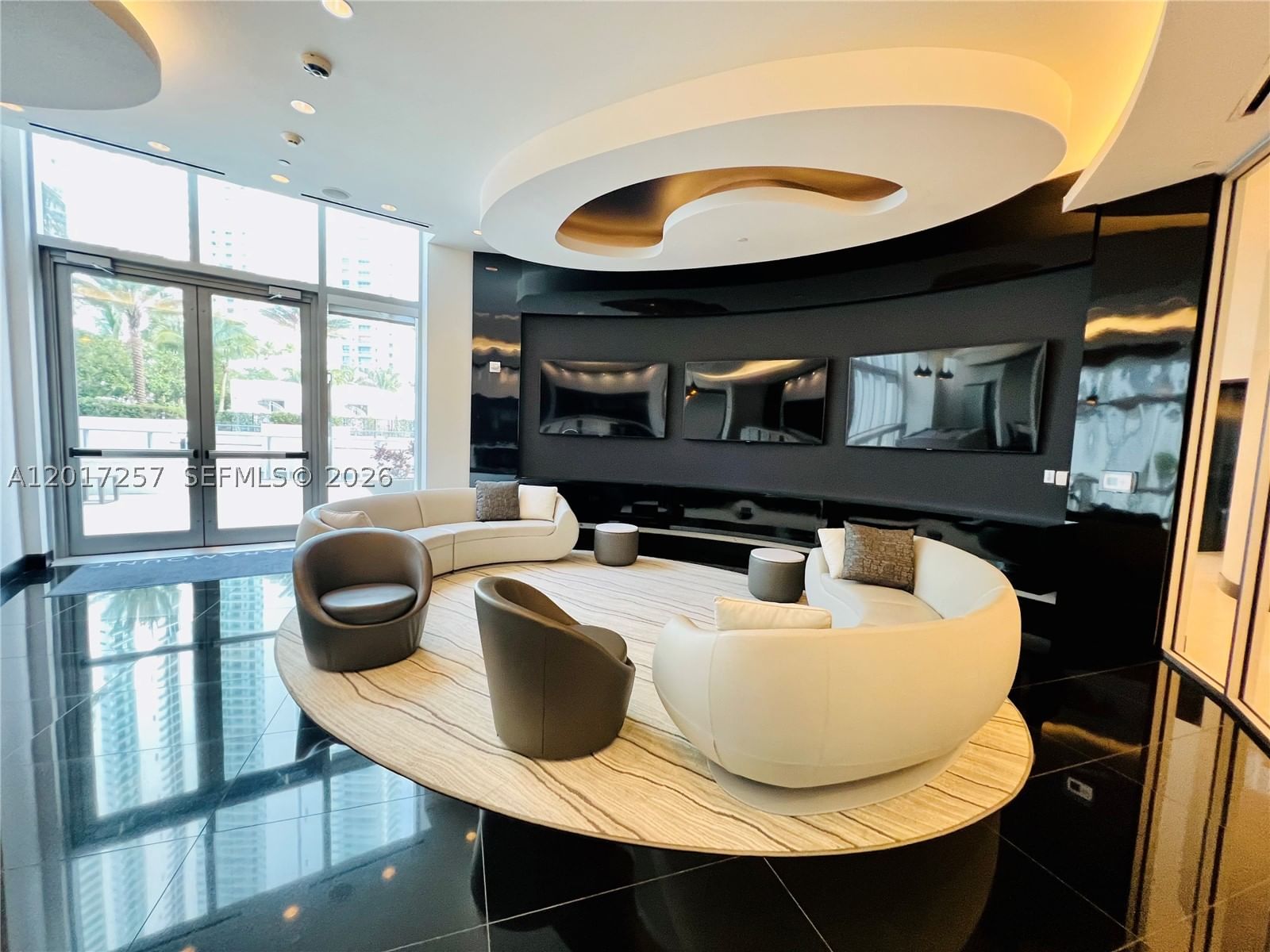 Real estate property located at 851 1st Av #2808, Miami-dade, Paramount Miami World Cent, Miami, FL