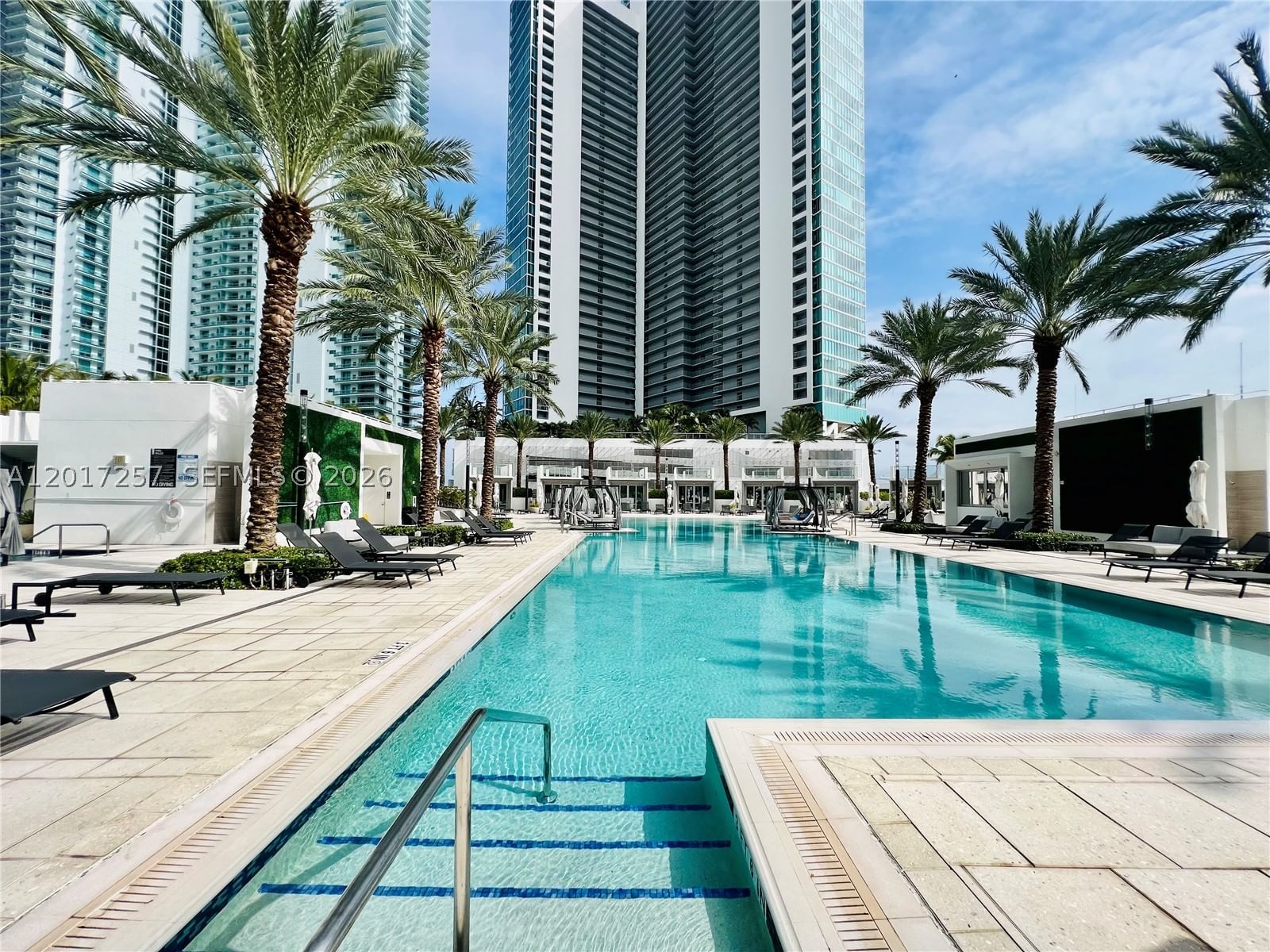 Real estate property located at 851 1st Av #2808, Miami-dade, Paramount Miami World Cent, Miami, FL
