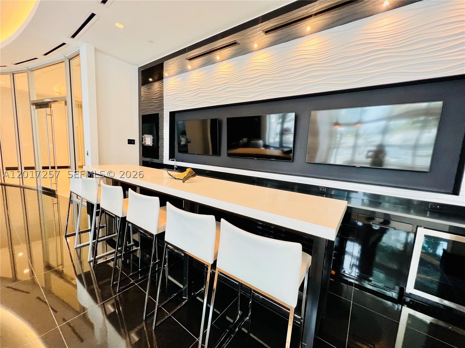 Real estate property located at 851 1st Av #2808, Miami-dade, Paramount Miami World Cent, Miami, FL