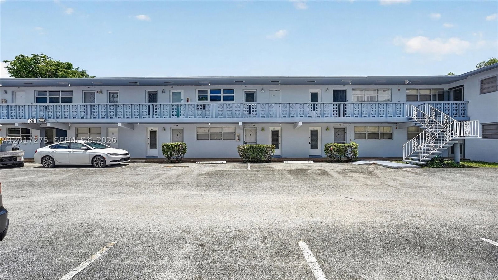 Real estate property located at 300 191st St #219, Miami-dade, Star Lake Estates No 2 Co, Miami, FL