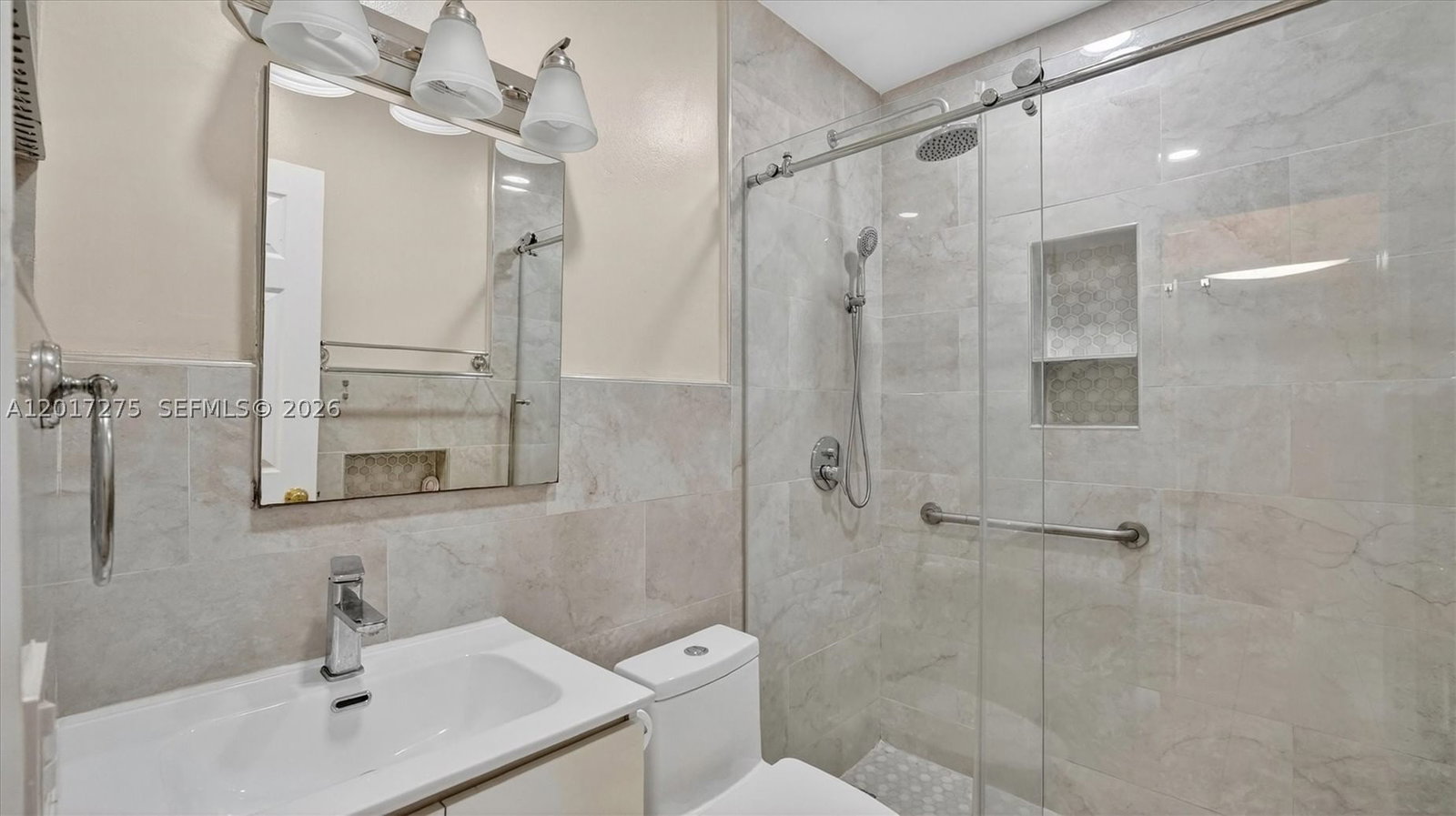 Real estate property located at 300 191st St #219, Miami-dade, Star Lake Estates No 2 Co, Miami, FL