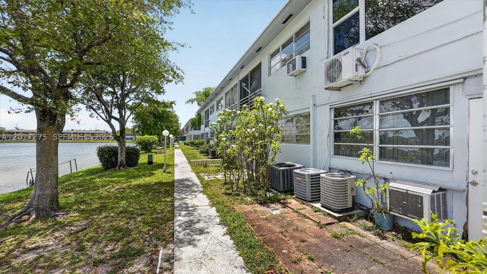 Real estate property located at 300 191st St #219, Miami-dade, Star Lake Estates No 2 Co, Miami, FL