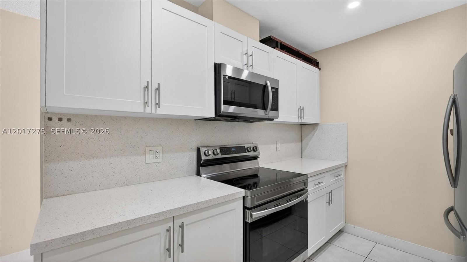 Real estate property located at 300 191st St #219, Miami-dade, Star Lake Estates No 2 Co, Miami, FL