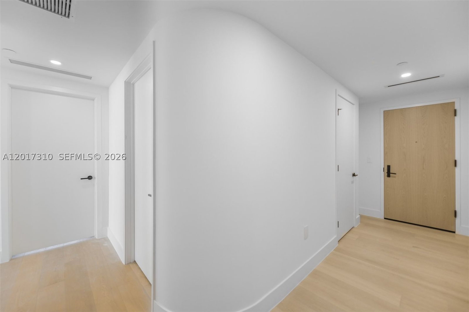 Real estate property located at 1177 Kane Concourse #204, Miami-dade, The Well, Bay Harbor Islands, FL
