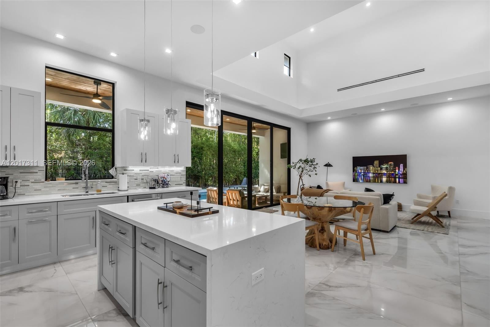 Real estate property located at 1010 Genoa St, Miami-dade, Coral Gables Granada Sec, Coral Gables, FL