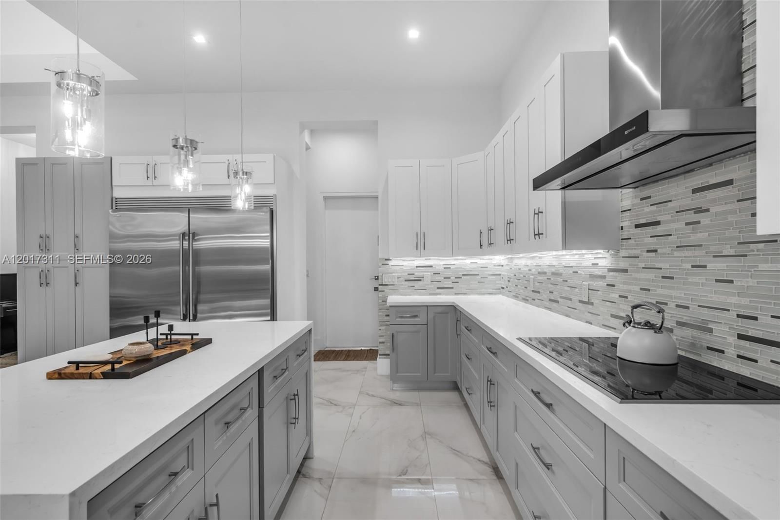 Real estate property located at 1010 Genoa St, Miami-dade, Coral Gables Granada Sec, Coral Gables, FL