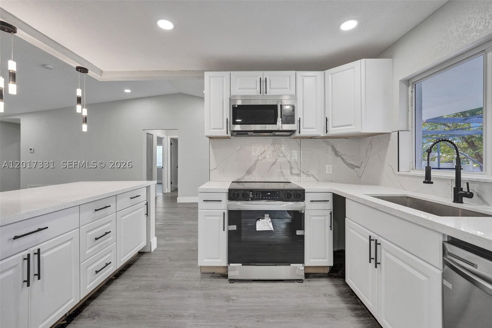 Real estate property located at 8400 7th St, Broward, Westview Sec One Part Two, Pembroke Pines, FL