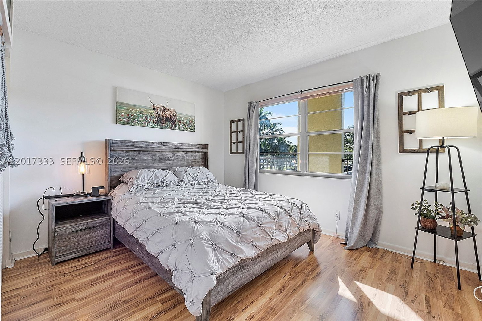 Real estate property located at 12901 15th Ct #208V, Broward, Ivanhoe East At Century V, Pembroke Pines, FL