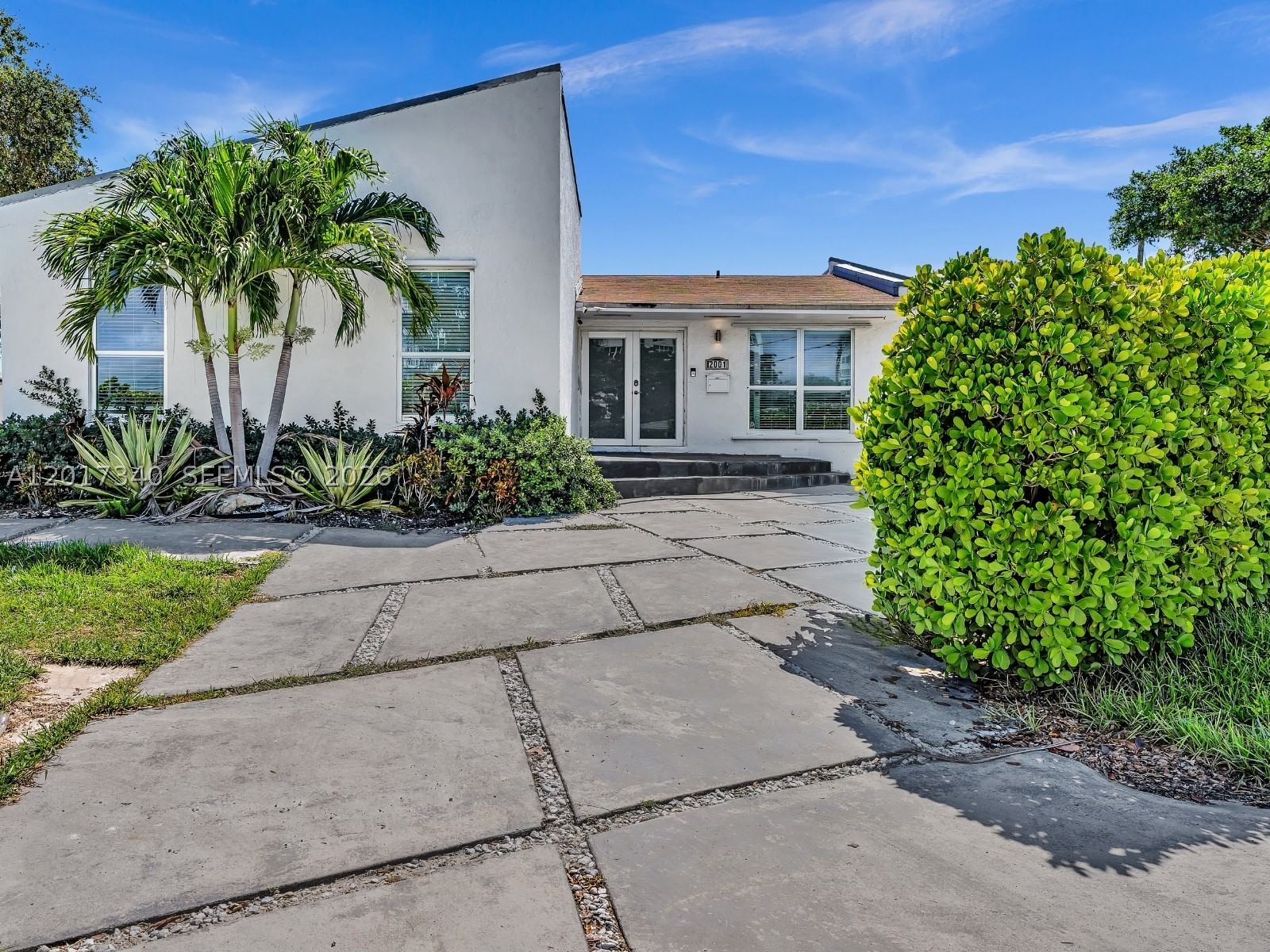 Real estate property located at 2001 122nd Rd, Miami-dade, San Souci Estates, North Miami, FL