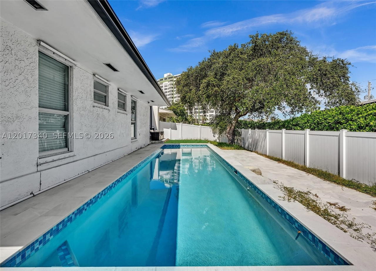 Real estate property located at 2001 122nd Rd, Miami-dade, San Souci Estates, North Miami, FL