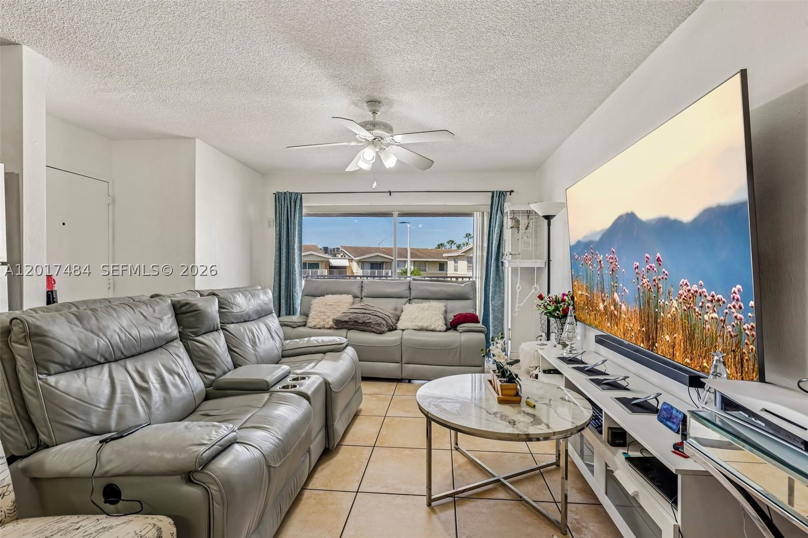 Real estate property located at 4520 79th Ave #2D, Miami-dade, Doral Gardens Condo, Doral, FL