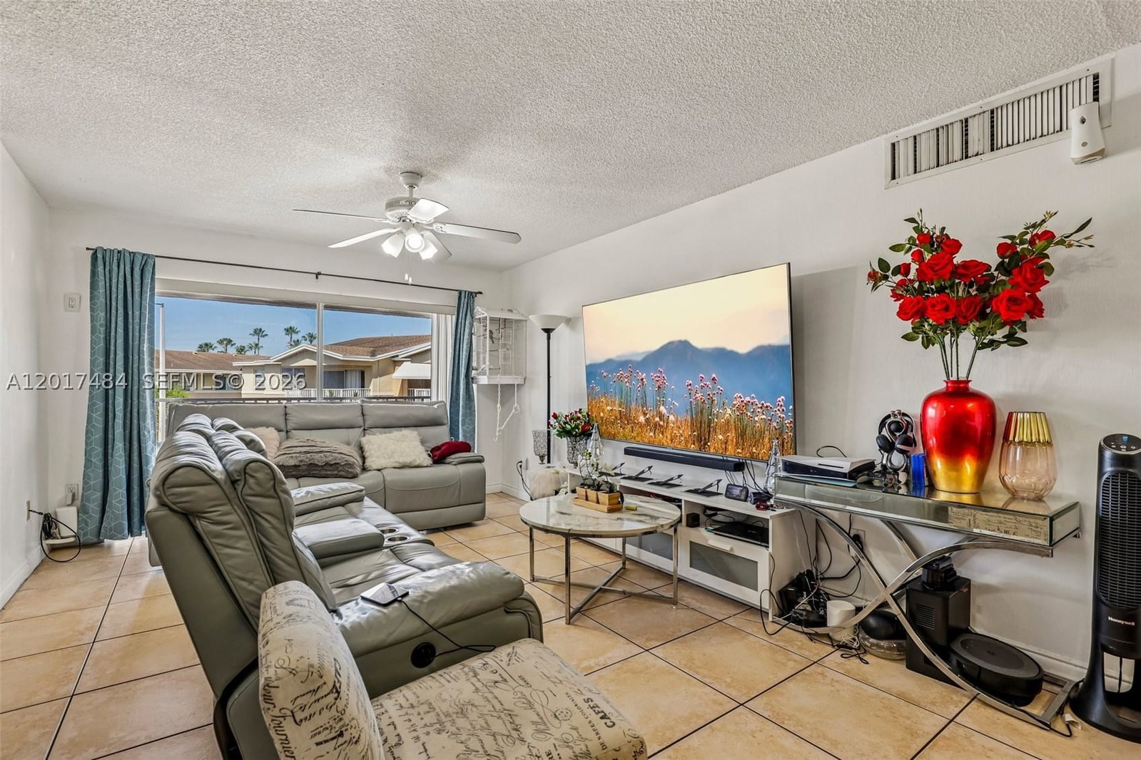 Real estate property located at 4520 79th Ave #2D, Miami-dade, Doral Gardens Condo, Doral, FL
