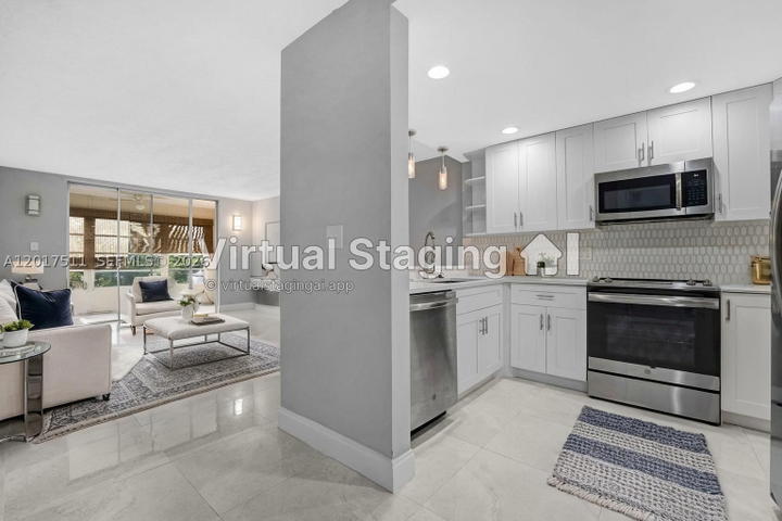 Real estate property located at 7100 17th St #305, Broward, Omega Condo No 3, Plantation, FL