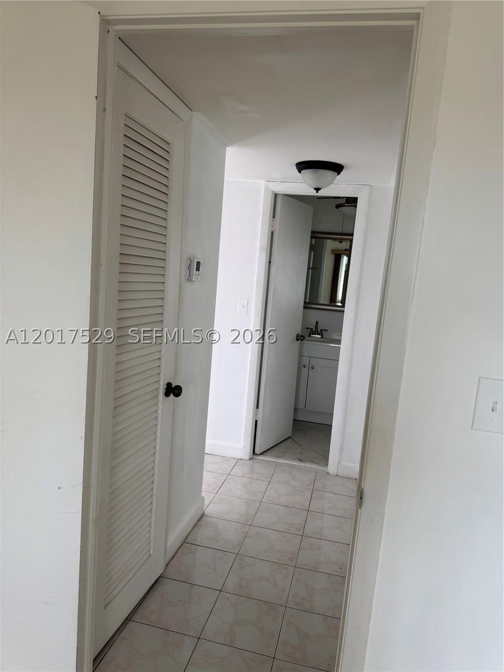 Real estate property located at 9041 Sunrise Lakes Blvd #303, Broward, Sunrise Lakes 90 Condo, Sunrise, FL