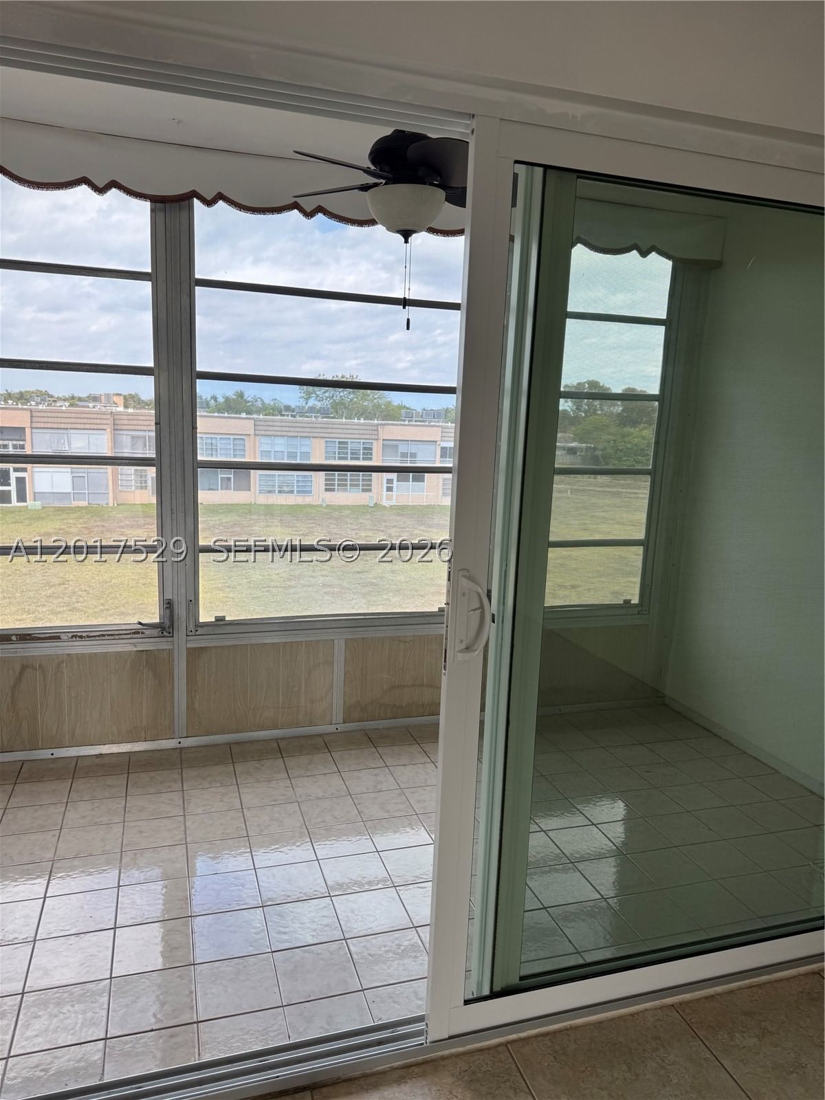 Real estate property located at 9041 Sunrise Lakes Blvd #303, Broward, Sunrise Lakes 90 Condo, Sunrise, FL