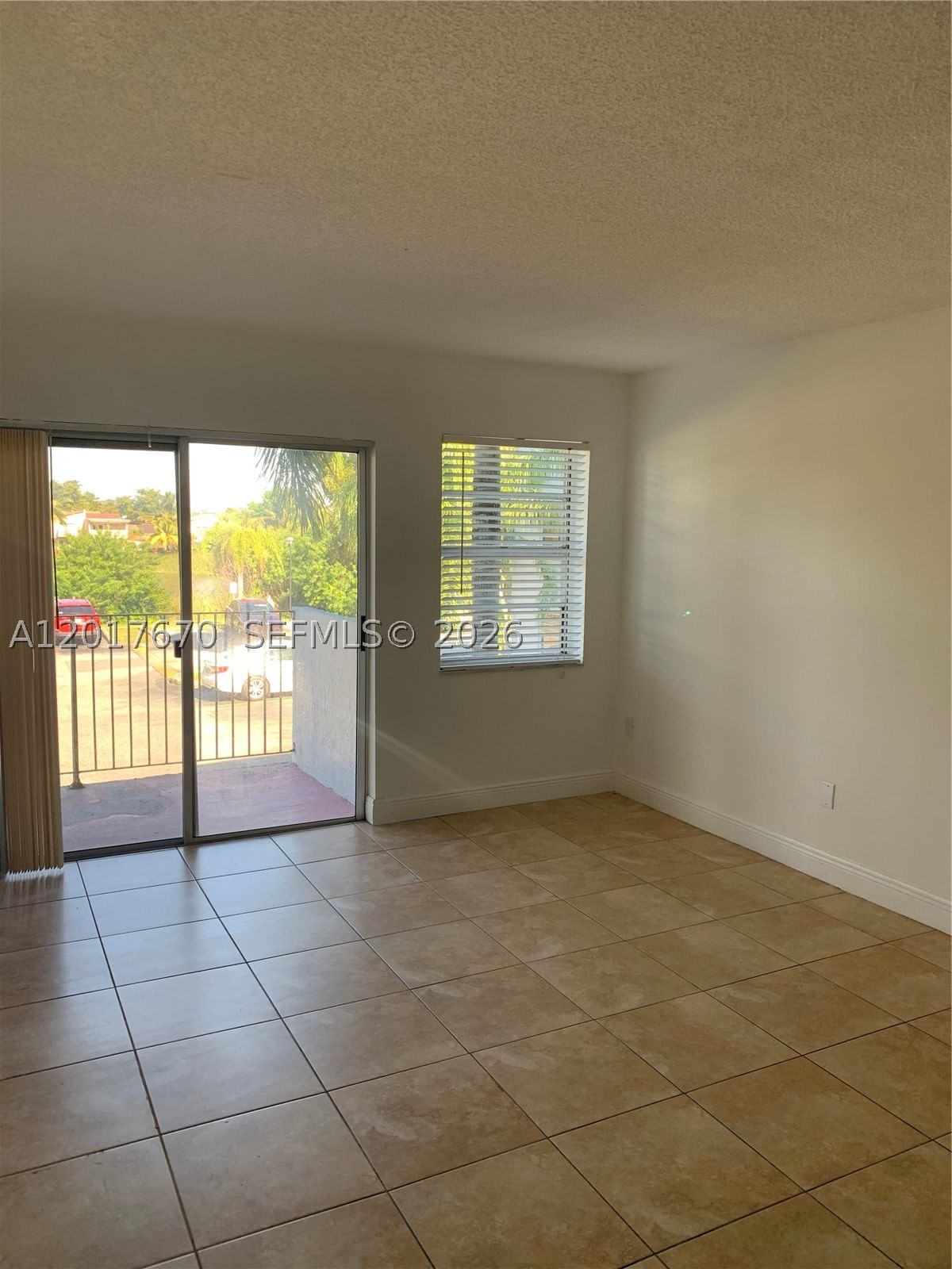 Real estate property located at 1221 122nd Ave #207, Miami-dade, Segovia Condo, Miami, FL