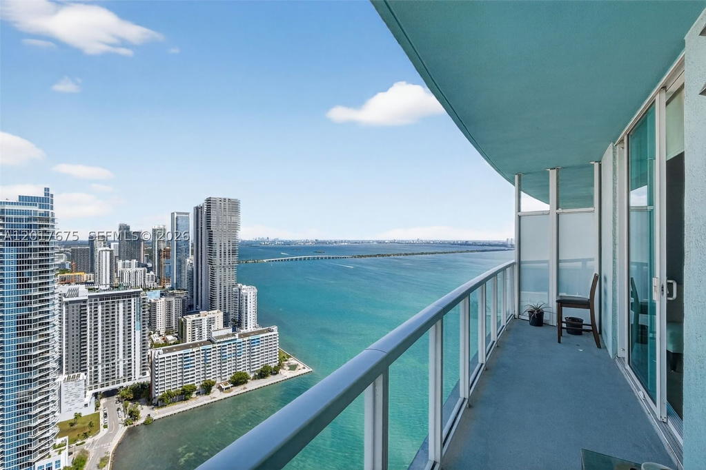 Real estate property located at 1900 Bayshore Dr #4606, Miami-dade, Quantum On The Bay Condo, Miami, FL