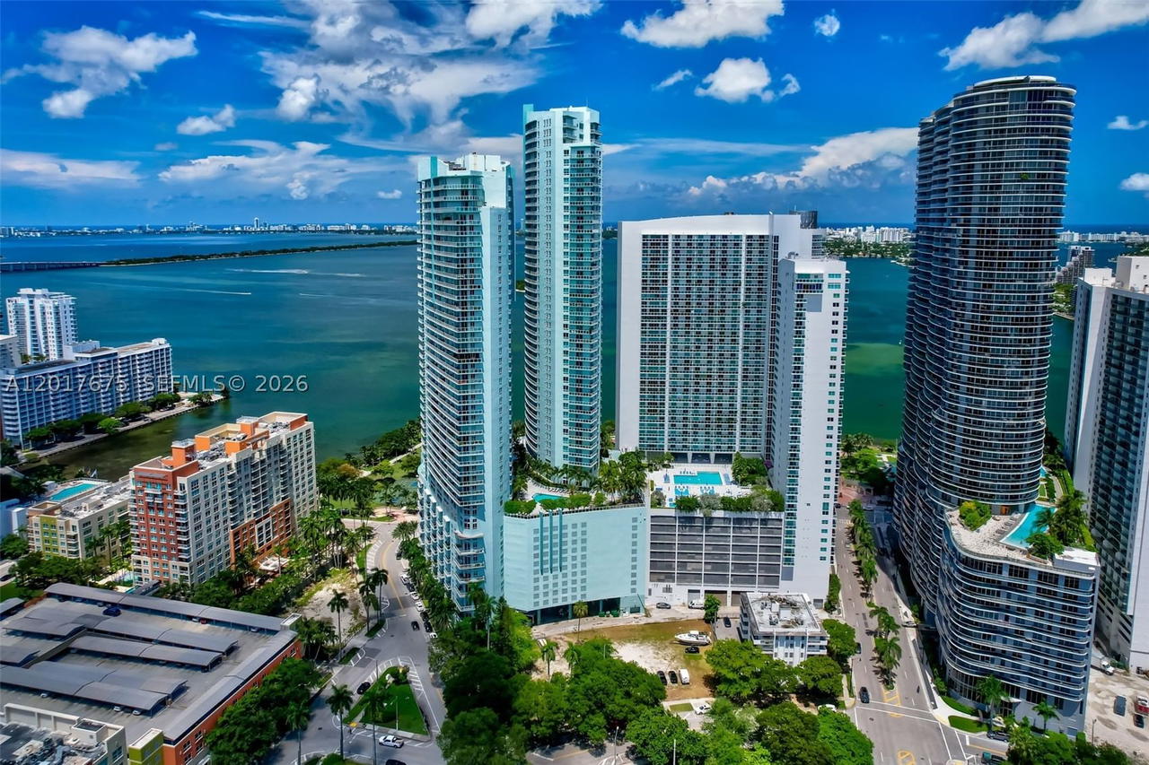 Real estate property located at 1900 Bayshore Dr #4606, Miami-dade, Quantum On The Bay Condo, Miami, FL