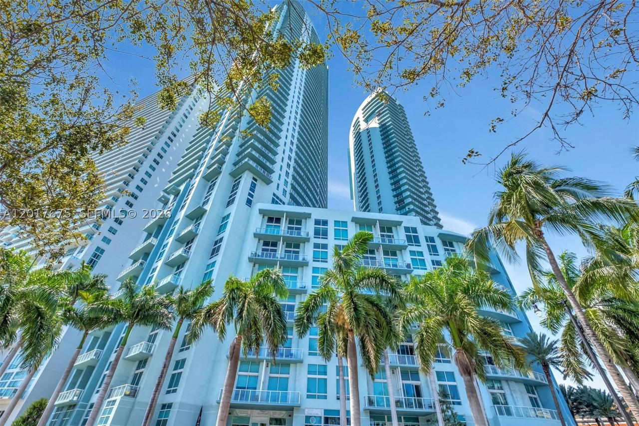 Real estate property located at 1900 Bayshore Dr #4606, Miami-dade, Quantum On The Bay Condo, Miami, FL