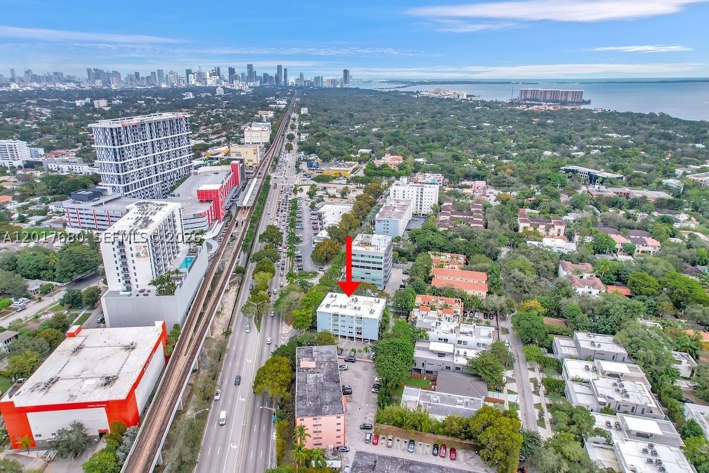 Real estate property located at 2920 28th Ter #207, Miami-dade, Groves Edge Condo, Miami, FL