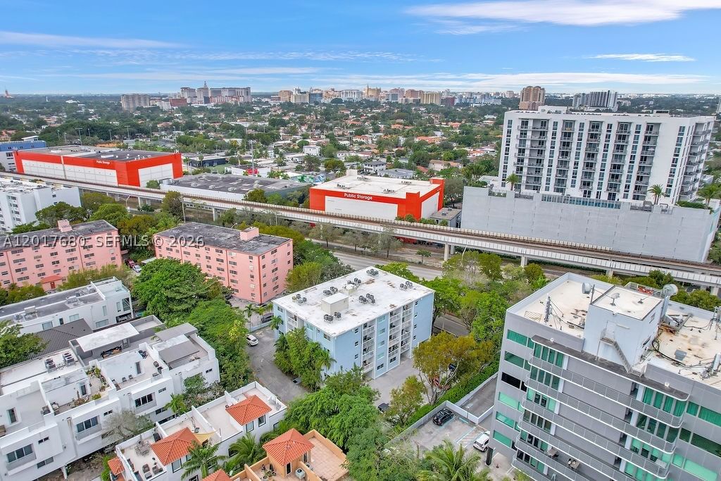 Real estate property located at 2920 28th Ter #207, Miami-dade, Groves Edge Condo, Miami, FL