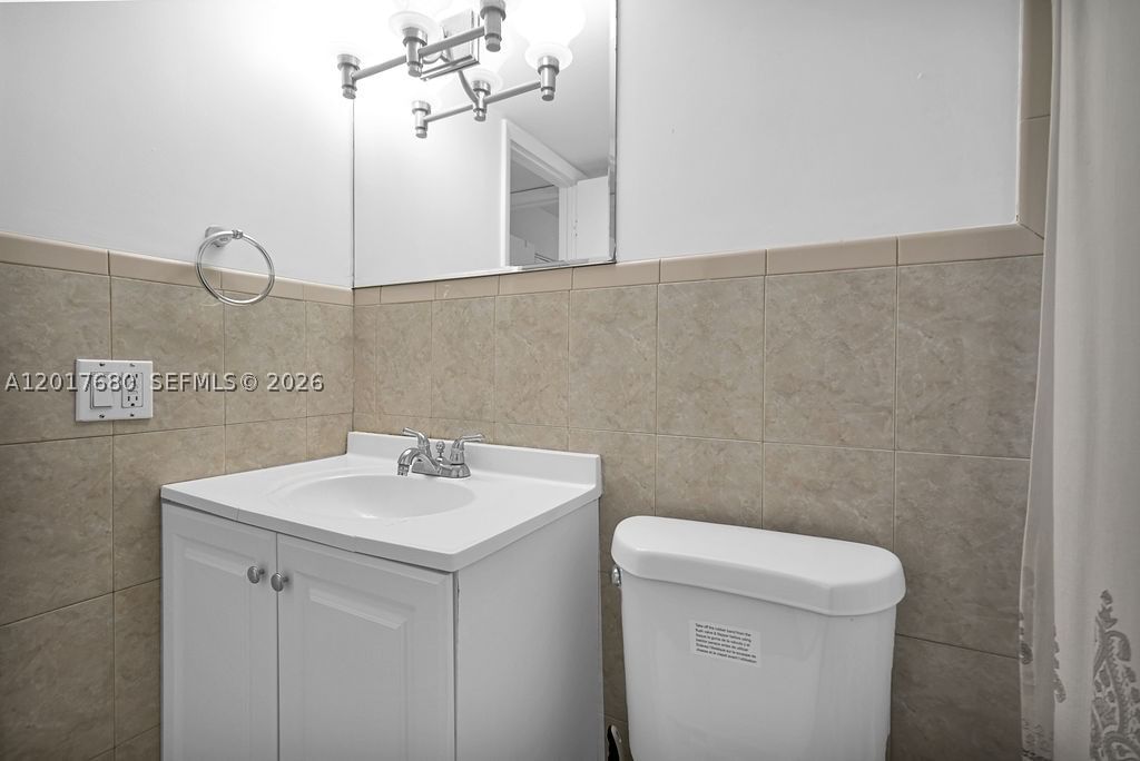 Real estate property located at 2920 28th Ter #207, Miami-dade, Groves Edge Condo, Miami, FL