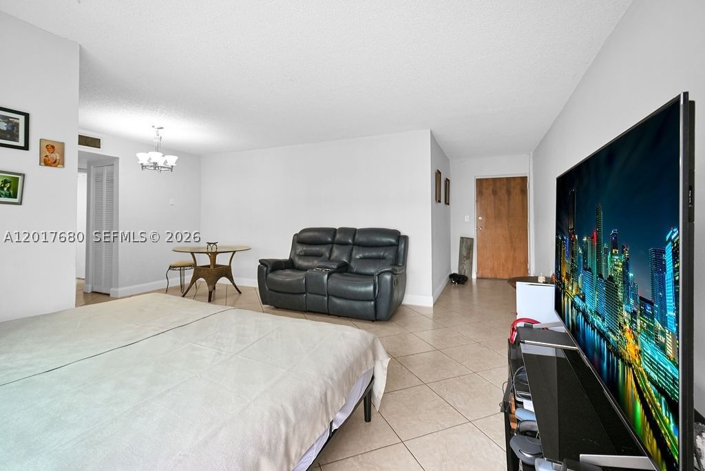 Real estate property located at 2920 28th Ter #207, Miami-dade, Groves Edge Condo, Miami, FL