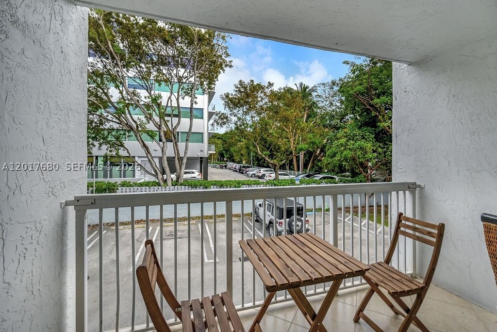 Real estate property located at 2920 28th Ter #207, Miami-dade, Groves Edge Condo, Miami, FL