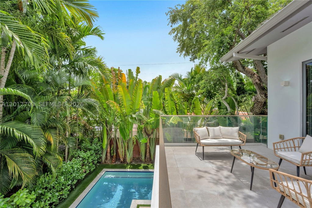 Real estate property located at 10 Samana Dr, Miami-dade, Bay Heights, Miami, FL