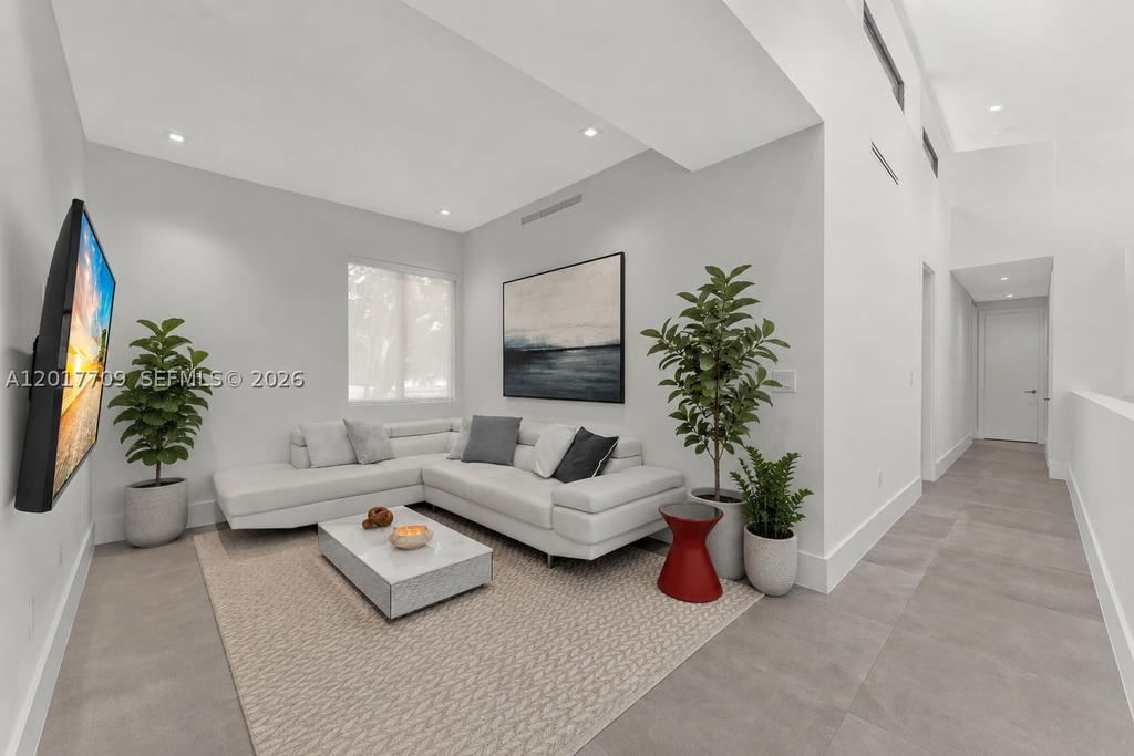 Real estate property located at 10 Samana Dr, Miami-dade, Bay Heights, Miami, FL