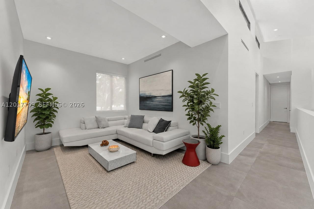 Real estate property located at 10 Samana Dr, Miami-dade, Bay Heights, Miami, FL