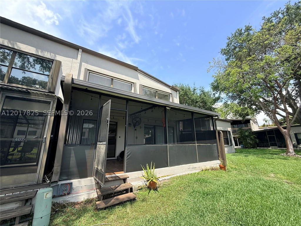 Real estate property located at 9717 New River Canal Rd. #406, Broward, Trellises 4a Condo, Plantation, FL