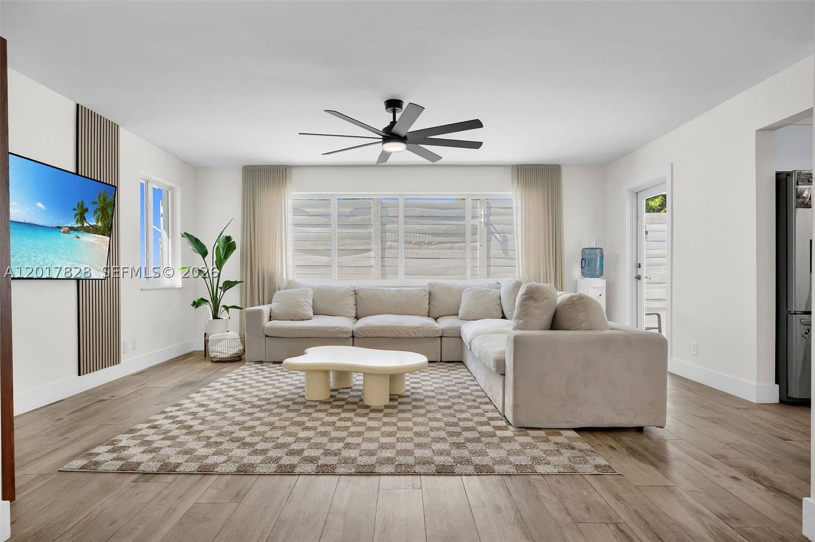 Real estate property located at 1301 Hollywood Blvd, Broward, Hollywood Lakes Section, Hollywood, FL