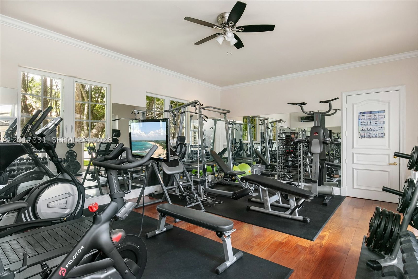 Real estate property located at 2951 Lake Ridge Ln, Broward, Estates Of Swan Lake, Weston, FL