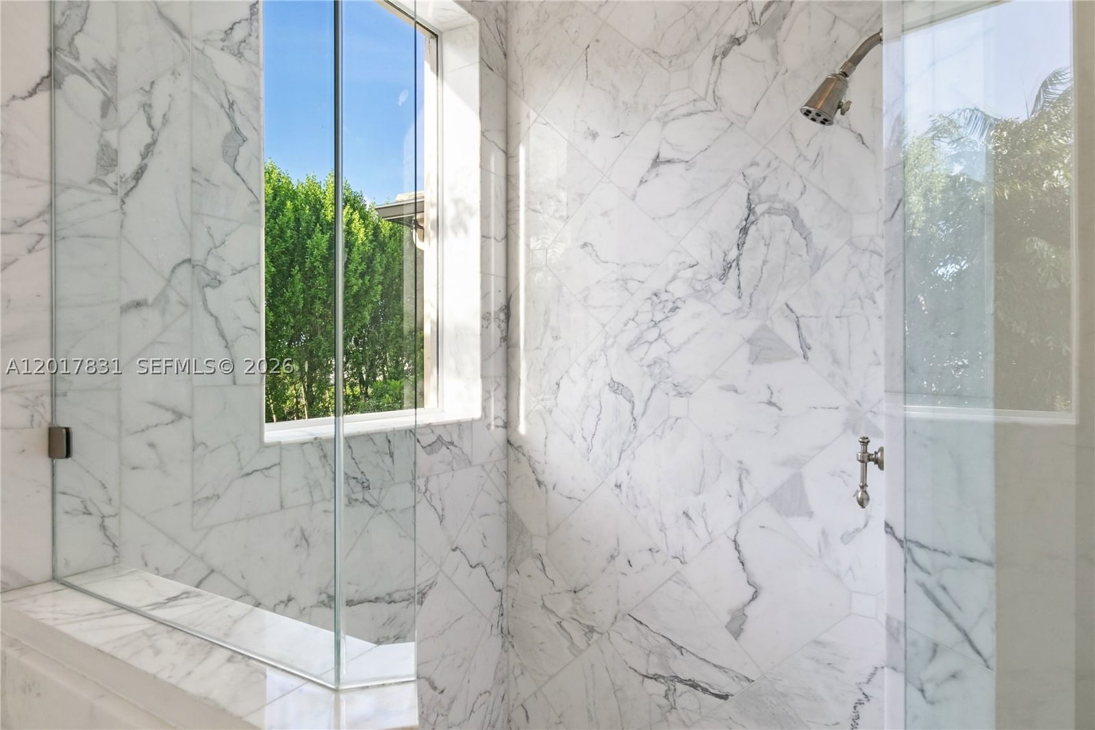 Real estate property located at 2951 Lake Ridge Ln, Broward, Estates Of Swan Lake, Weston, FL
