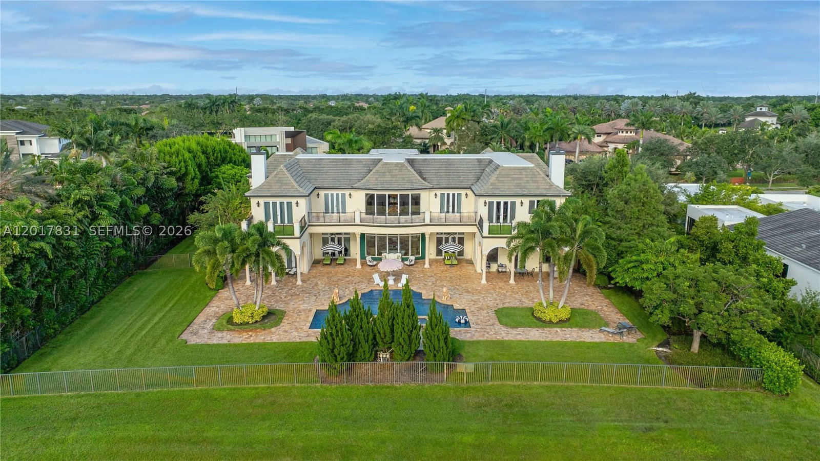 Real estate property located at 2951 Lake Ridge Ln, Broward, Estates Of Swan Lake, Weston, FL