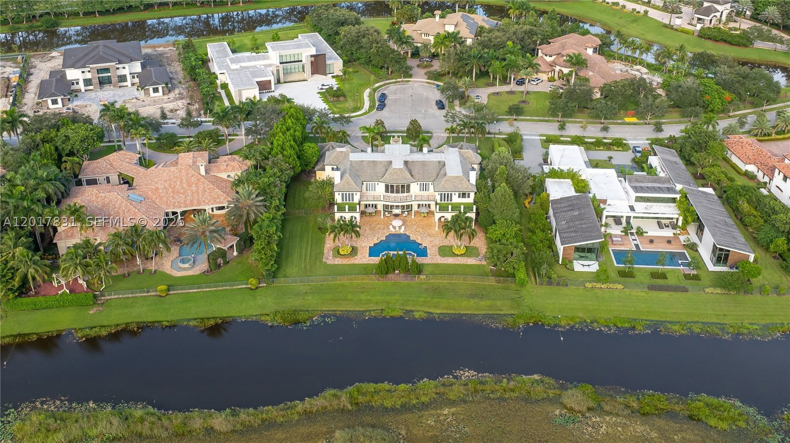 Real estate property located at 2951 Lake Ridge Ln, Broward, Estates Of Swan Lake, Weston, FL