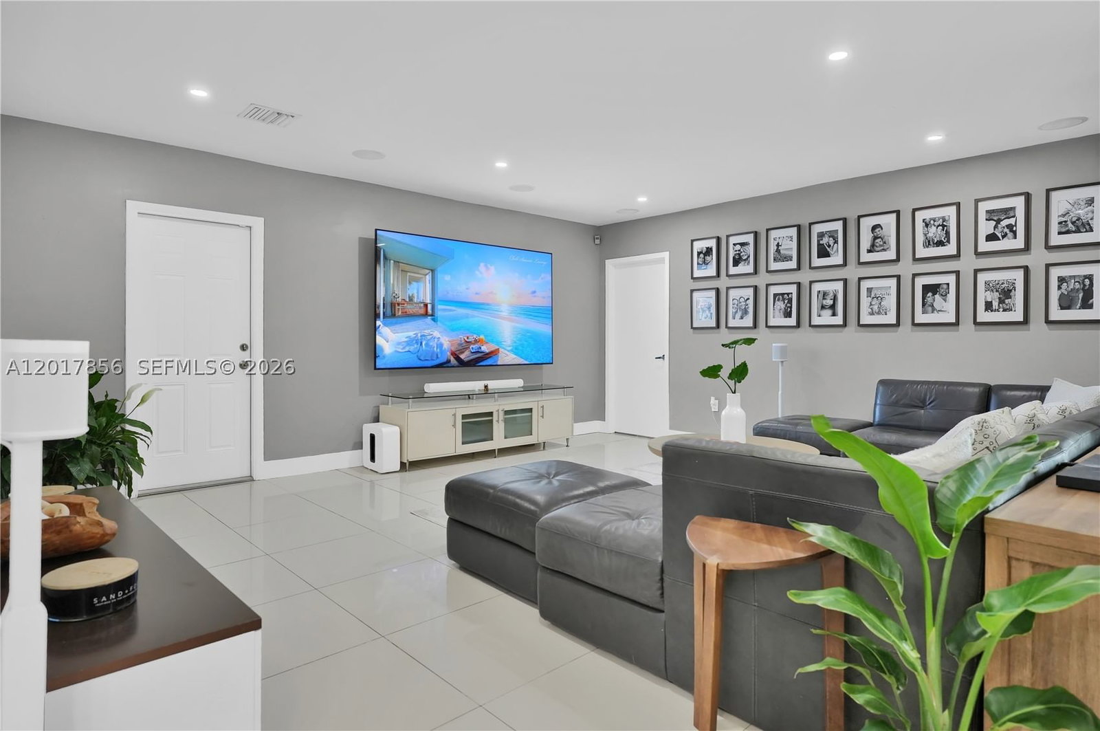 Real estate property located at 5241 104th Ave, Miami-dade, Heftler Homes Sec 3, Miami, FL