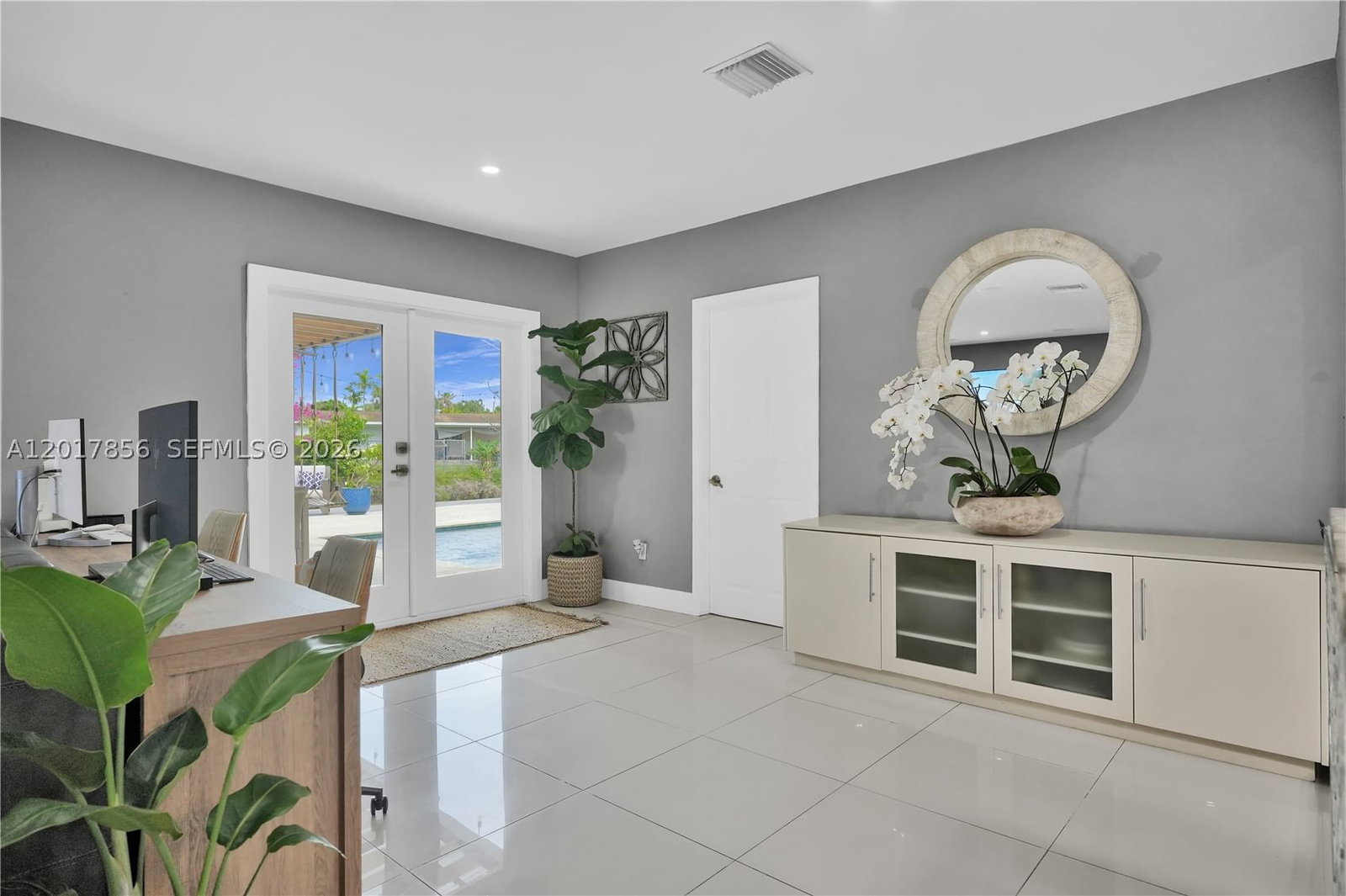 Real estate property located at 5241 104th Ave, Miami-dade, Heftler Homes Sec 3, Miami, FL