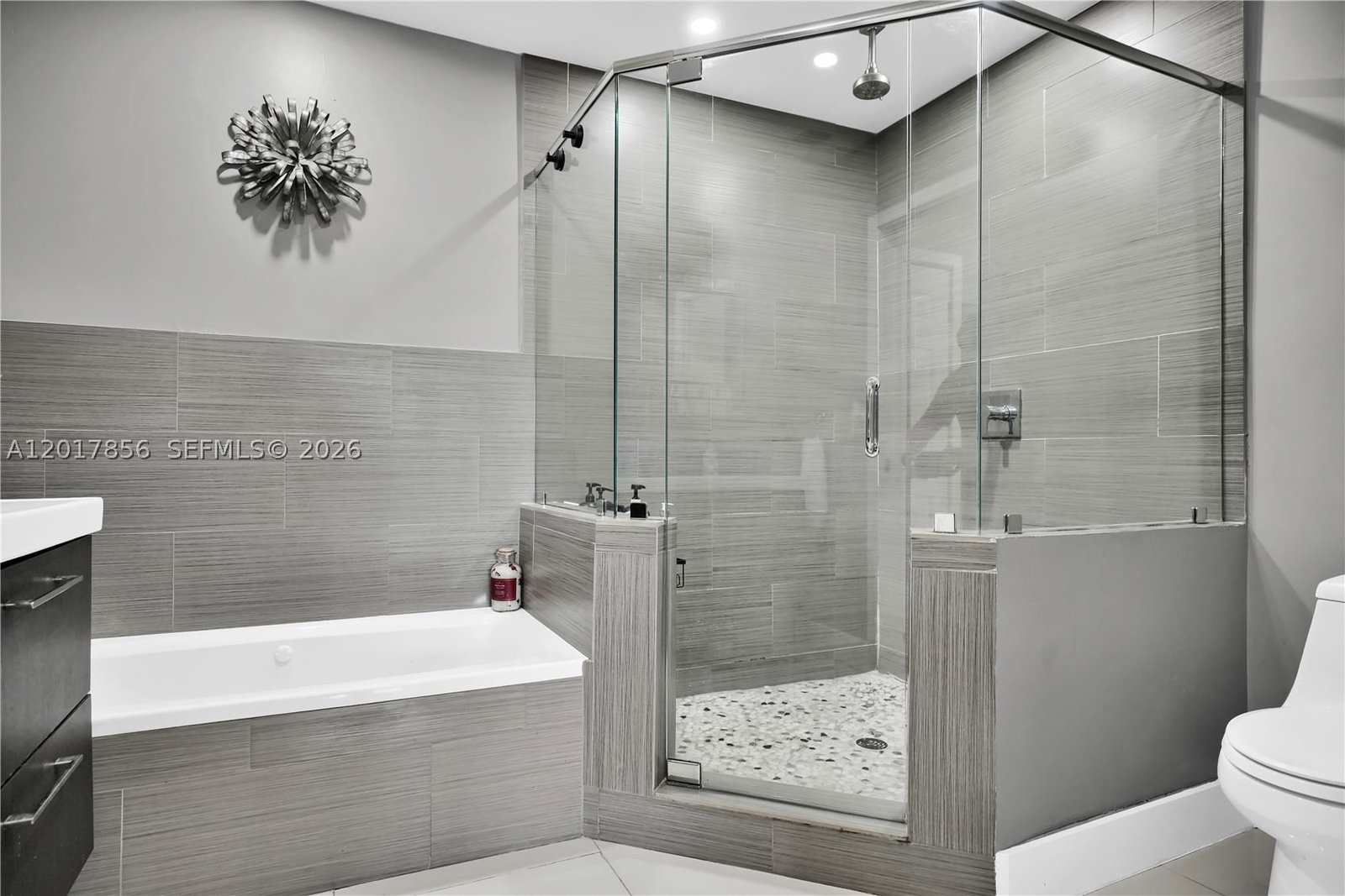 Real estate property located at 5241 104th Ave, Miami-dade, Heftler Homes Sec 3, Miami, FL