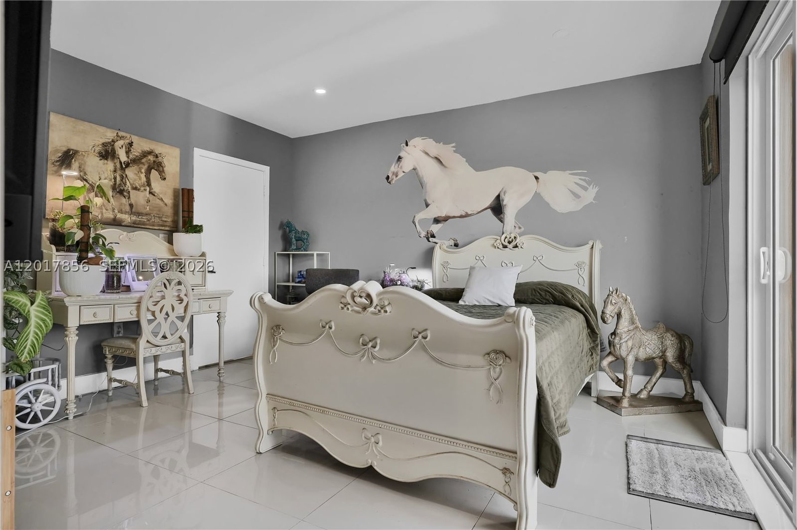 Real estate property located at 5241 104th Ave, Miami-dade, Heftler Homes Sec 3, Miami, FL