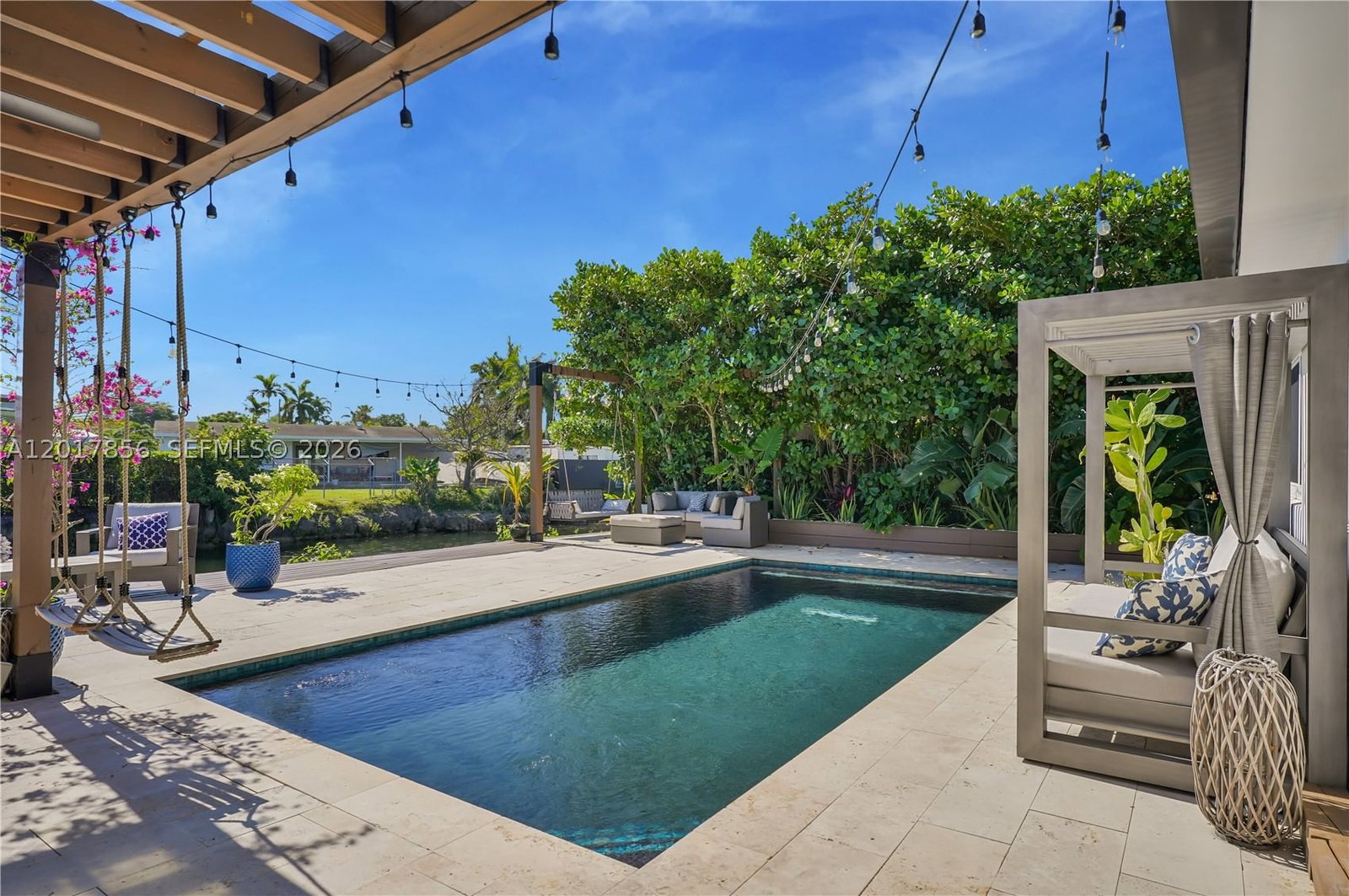 Real estate property located at 5241 104th Ave, Miami-dade, Heftler Homes Sec 3, Miami, FL