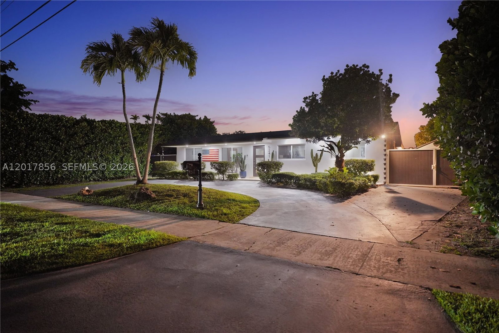 Real estate property located at 5241 104th Ave, Miami-dade, Heftler Homes Sec 3, Miami, FL