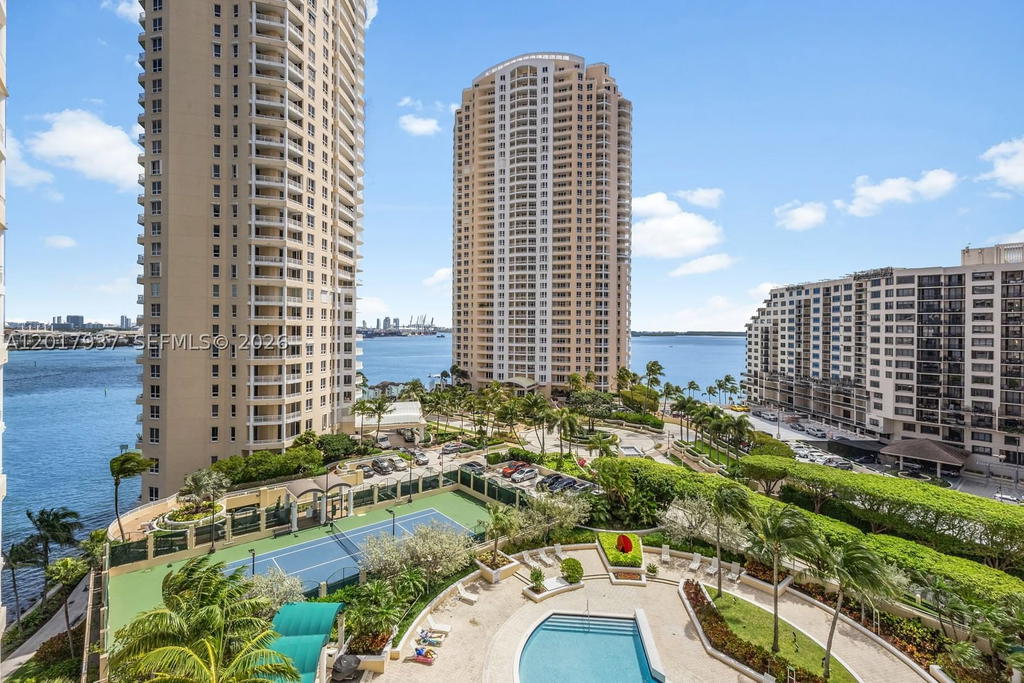 Real estate property located at 888 Brickell Key Dr #1207, Miami-dade, One Tequesta Point Condo, Miami, FL