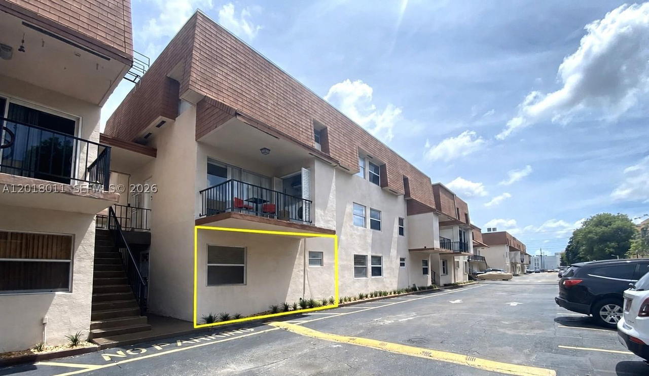 Real estate property located at 1560 46th St #117, Miami-dade, Mile Apts Condo, Hialeah, FL
