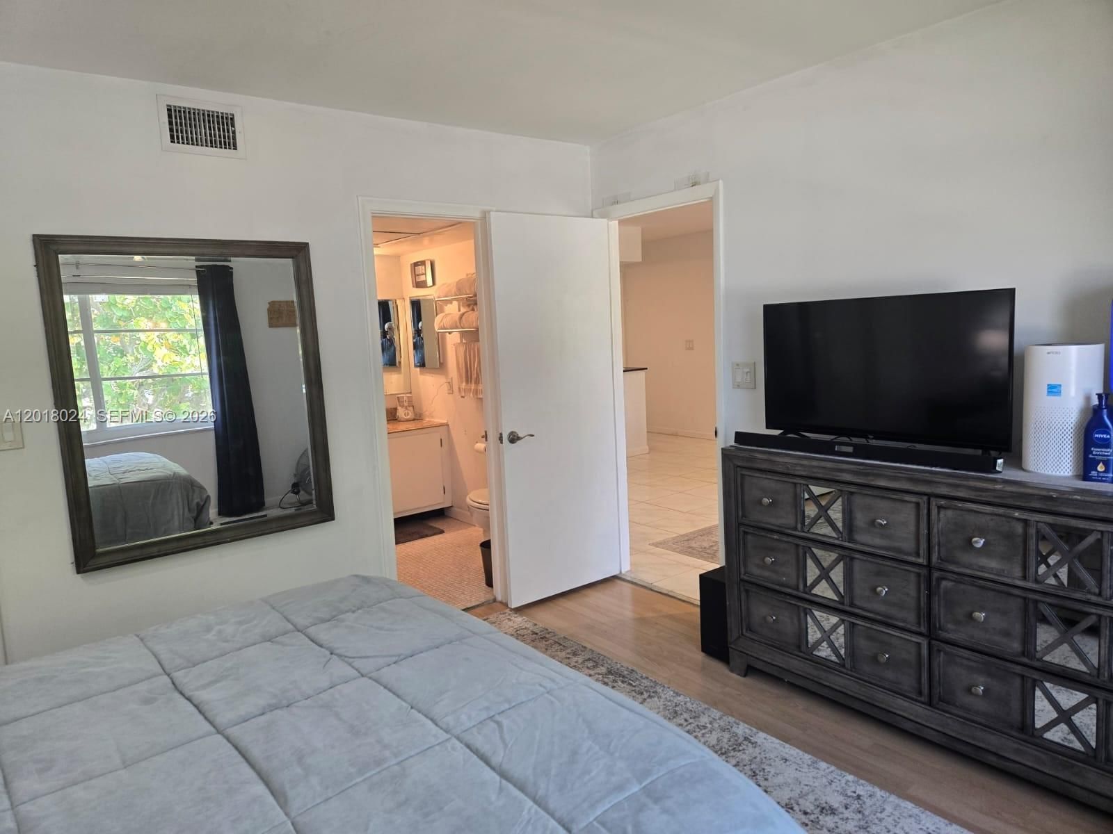 Real estate property located at 1950 Andrews Ave #208D, Broward, Manor Grove Village One I, Wilton Manors, FL
