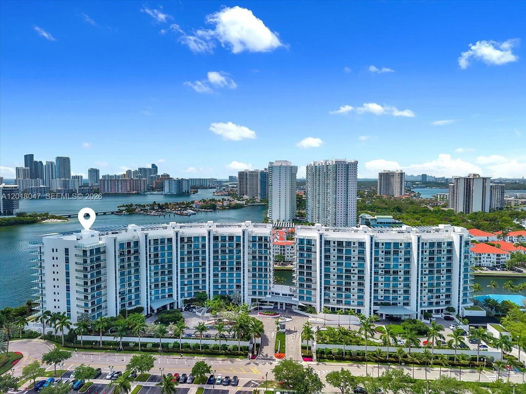 Real estate property located at 3300 188th St #217, Miami-dade, Echo Condo, Aventura, FL
