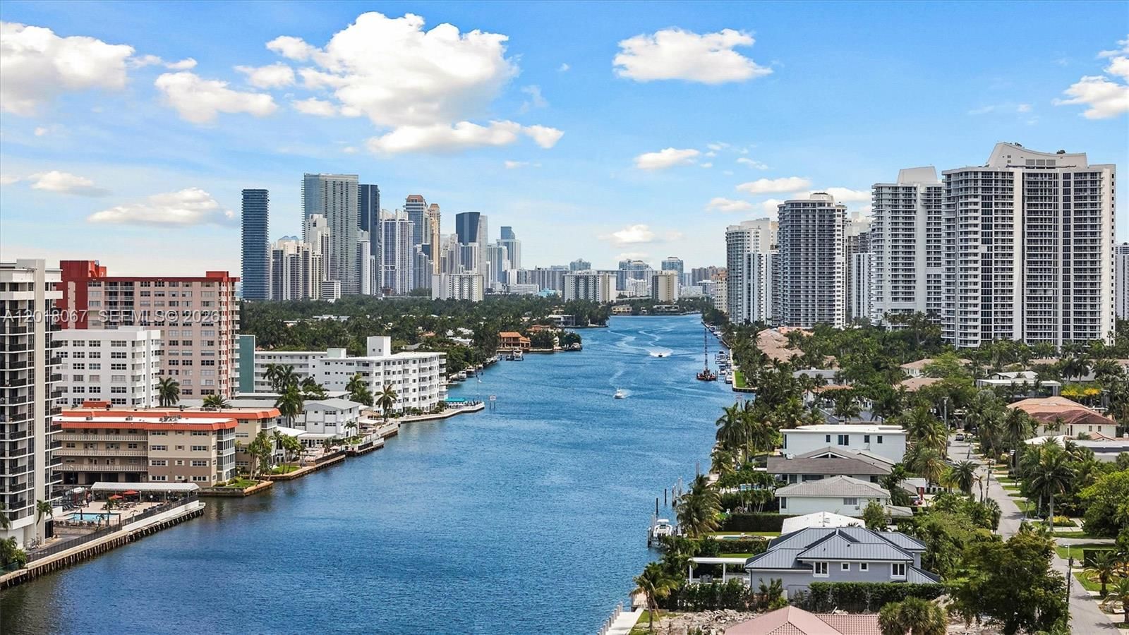 Real estate property located at 121 Golden Isles Dr #707, Broward, Dorsey Arms Condo, Hallandale Beach, FL