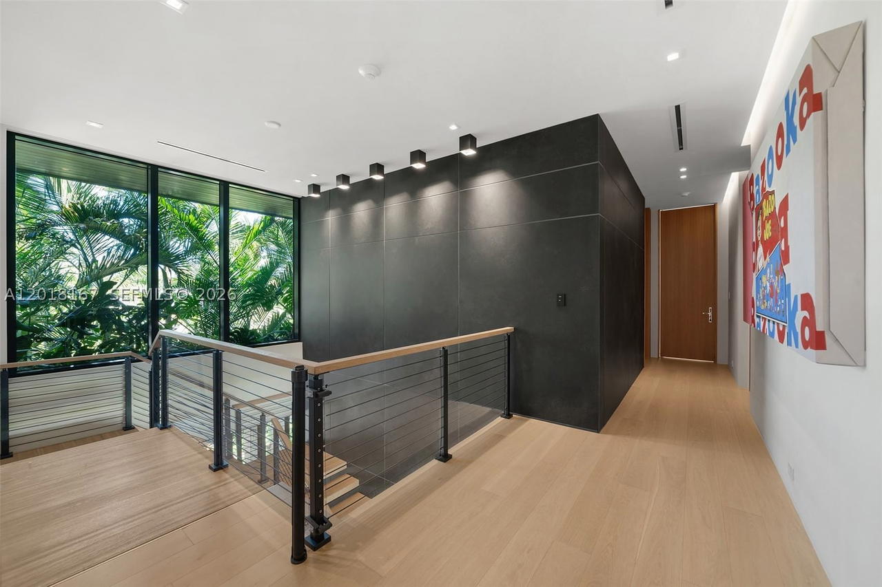 Real estate property located at 1420 23rd St, Miami-dade, Sunset Islands-island No 3, Miami Beach, FL